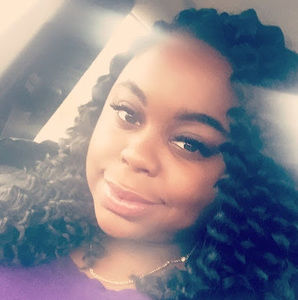 Meet your Posher, Tenisha